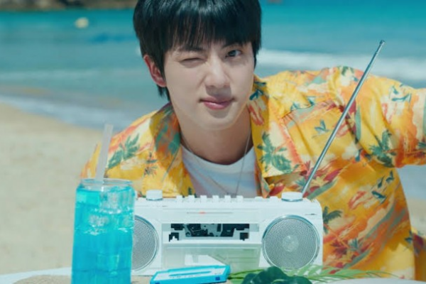Jin BTS Rilis Super Tuna Versi Panjang Untuk Para ARMY